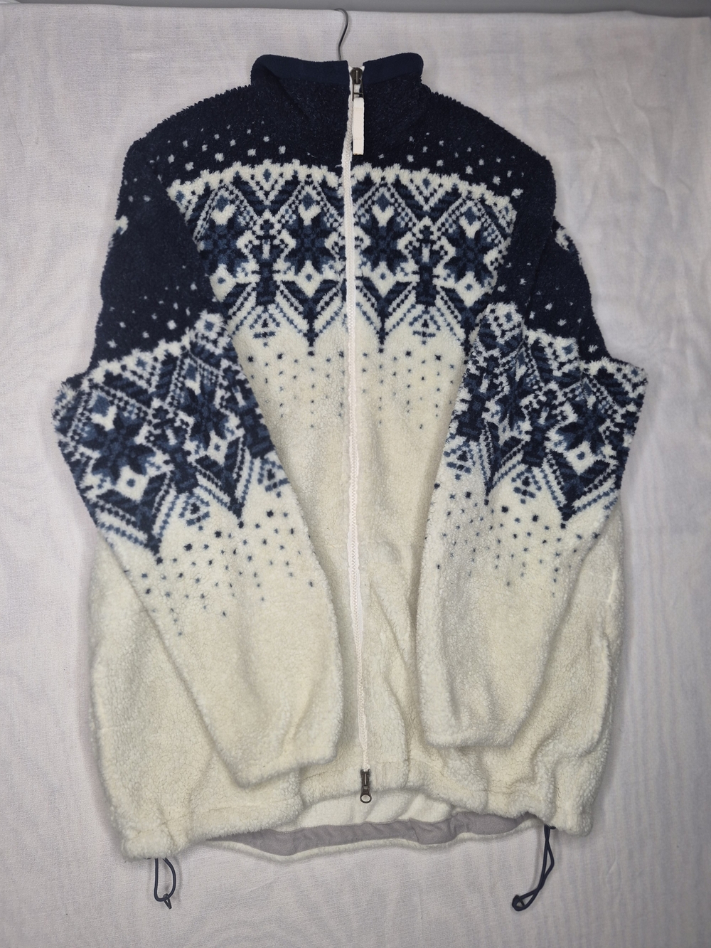 Columbia Cozy Navy and Cream Patterned  Zip-Up Sweater Women(L)